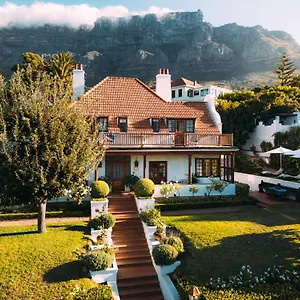 Bed & Breakfast Acorn House